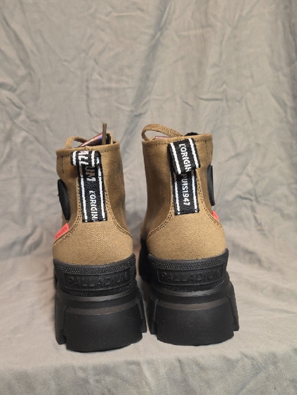 Palladium Olive Revolt HI - Picture 4 of 6